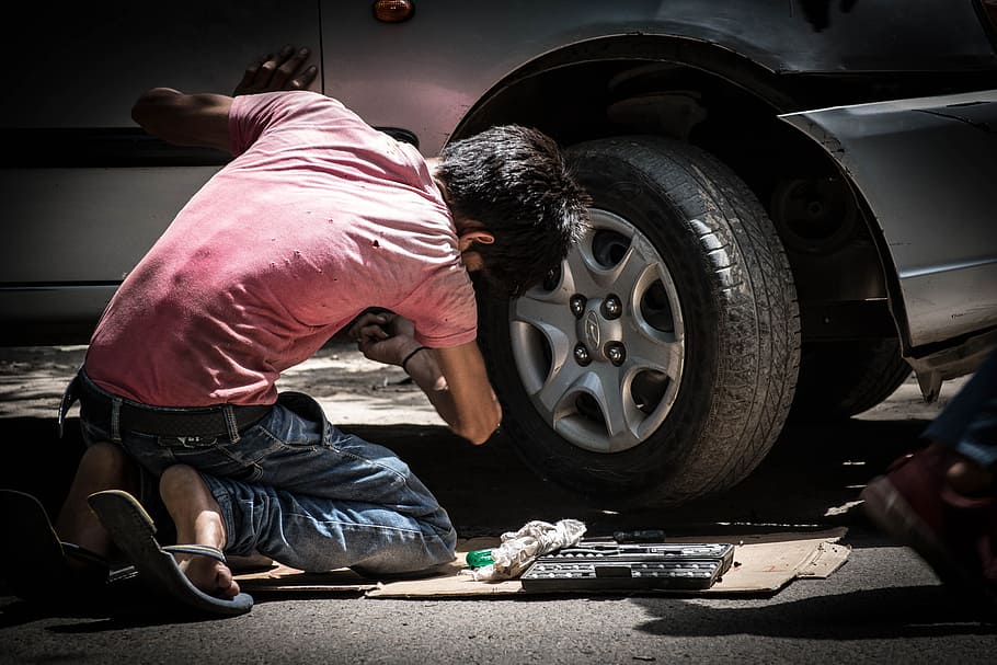 car mechanic